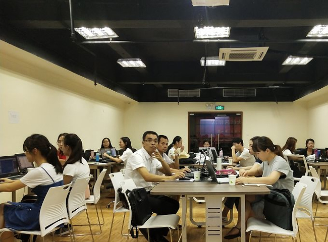 富怡服裝工藝技術提升培訓班現場 2.jpg